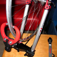 メンテナンス Minoura true-pro2 & FCG-310 Amazon.com : Minoura FCG-310 Foldable Wheel Dishing Tool