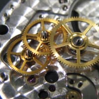 シチズンの機械の時計、セイコークオーツ、チュードル自動巻きクロノ、オメガスピードマスタートリプルカレンダー、パティック手巻き、カルテェイクオーツとダンヒルクオーツ時計を修理です