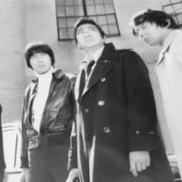 Amazon.co.jp: 市川 森一: 本