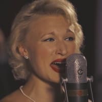 米国のトリビュートバンド、フルール・スールによる"Anyone Who Had a Heart"