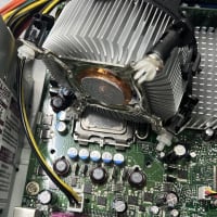 【修理事例】電源は入るけど起動しないPC、原因はまさかのCPUファン脱落！
