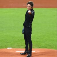 8月1日「日本ハム－オリックス」戦でＧＡＣＫＴさんサウスポー始球式