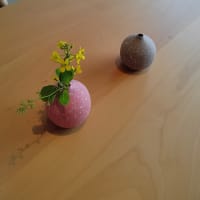 　花を飾る