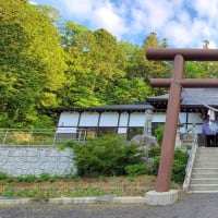 自動ドアのある神社「山津見神社」