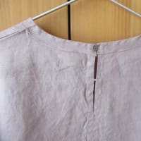 ゆったりと涼しいトップス、再入荷です・・・