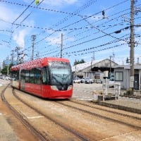 愛と青春の旅立ち－高山本線と万葉線の旅１８．