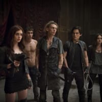 🎥　シャドウハンター 　The Mortal Instruments: City of Bones