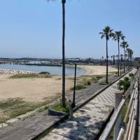 海のある町