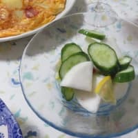 ロールキャベツにスパニッシュオムレツを添えて