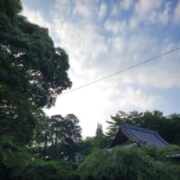 「夏祭りの準備が進み」