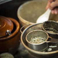 高麗「中華そば専門 とんちぼ」の一杯入魂。１日３時間営業のラーメン店