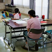 令和７年度　村政懇談会　（子育て世帯及びWeb対応）＆高津屋森林公園上空の風景