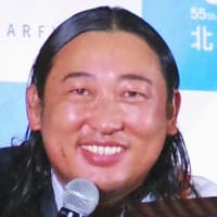 新日本の辻選手が、〇〇に似てる。