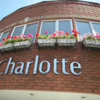 Anne Charlotte　１２