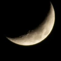 FinePix HS10 で撮ってみた土星と月