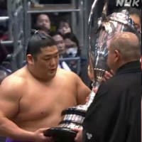 大相撲春場所　優勝は幕内17枚目の尊富士、2024
