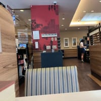 ホテルで朝飯を