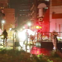 雨の夜に