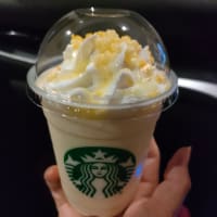 スタバのレモンケーキフラペチーノ
