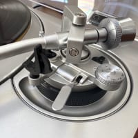 ついにアナログプレーヤーが我が家にやってきた！