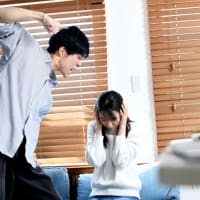 母は憎い敵、子どもがモンスター化を相談できるところ―JECセンター