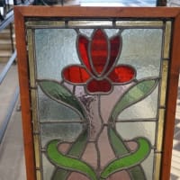 1930年代イギリスーアールデコ調のステンドガラス