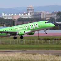 FDA「 エンブラエル170 」 ( ERJ-170SU / JA04FJ ) 2022年9月 FDA「 エンブラエル170 」 ( ERJ-170SU / JA04FJ ) 2022年9月