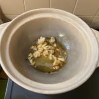 【復活記念】鶏皮でピリ辛鍋を作る【背徳メシ】