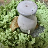 枝豆でずんだ餡を作る