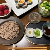 キンパとお蕎麦でおひとりさまご飯