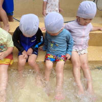 ぴんく　２歳児　夏祭り・プール遊び