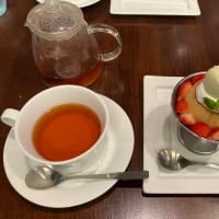 カフェ難民化する日本の社会