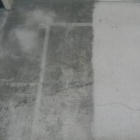 汚れた通路の床モルタルの清掃方法。。。