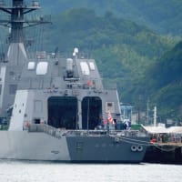 護衛艦「ふゆづき」が来航