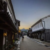 夕暮れの関宿