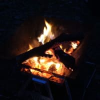 夜は焚き火で・・・サホロ湖キャンプ場