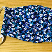 やっと作り始めたマスク