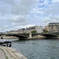 パリで四方を眺めてみる　シュリー橋