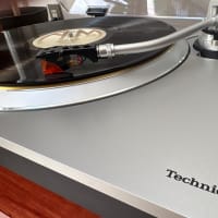 ついにアナログプレーヤーが我が家にやってきた！