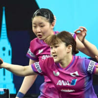 卓球、コンテンダー　男・女ｓ　優勝。