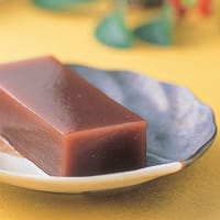 ＜ 郷土料理 ＞　福井　でっち羊かん