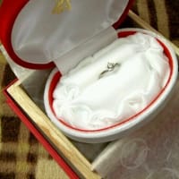 婚約指輪と印鑑が届きました。