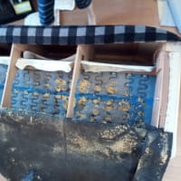 椅子の上でジャンプ禁止！