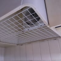 換気扇フィルター貼り