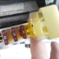 RZ250にスペイシーのヒューズボックスを流用する（3）
