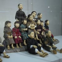 昭和のほのぼの家族…安部朱美創作人形展