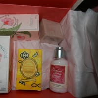 ロクシタンハワイ先行商品、ニューピオニーをゲットしました！！