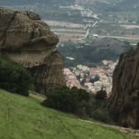 少し前進していると思った方が良いのでしょうか。 土地の浄化をお願いした方が 良いと思っています。