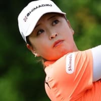 西郷真央が圧巻10バーディー「63」で単独首位発進！ 3差に勝みなみ、笹生優花
