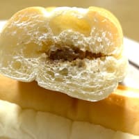 菓子パン大好き→フジパン「ロングスティック(白バラコーヒー☕️」(o^^o)